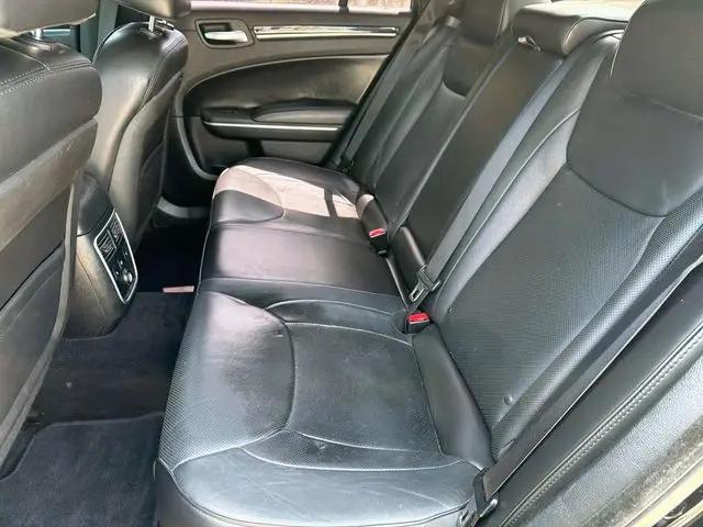 2014 Chrysler 300 AWD