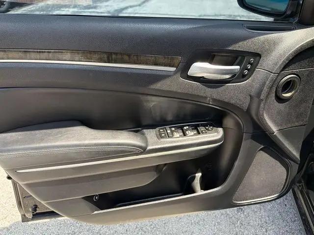 2014 Chrysler 300 AWD