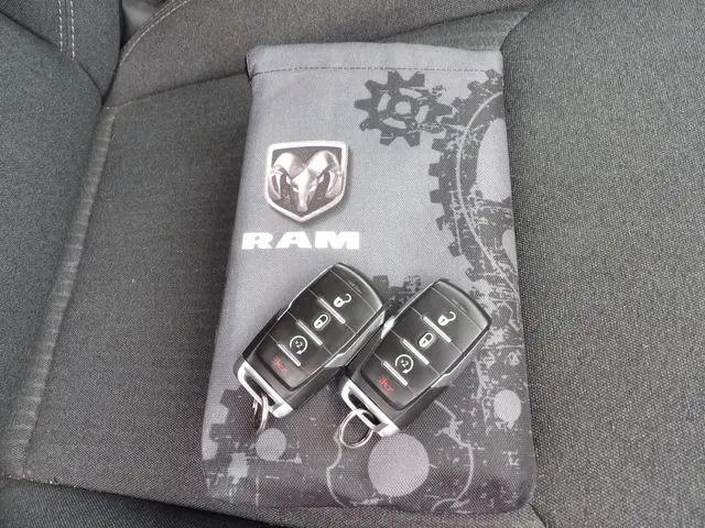 2020 Ram 1500 Big Horn Crew Cab 4x4 57 Box