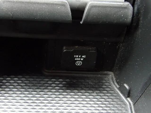 2020 Ram 1500 Big Horn Crew Cab 4x4 57 Box