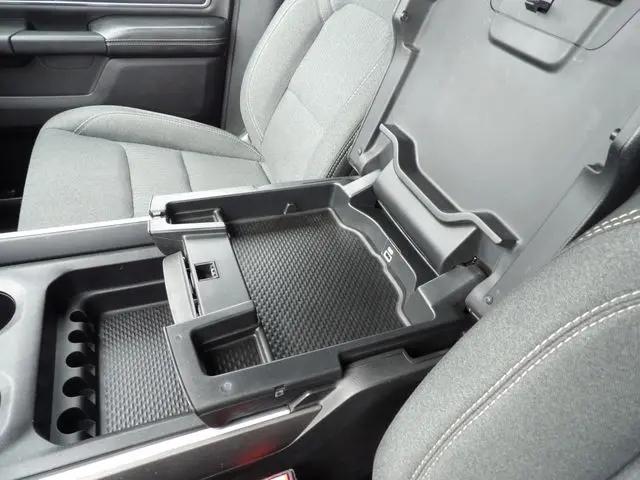 2020 Ram 1500 Big Horn Crew Cab 4x4 57 Box