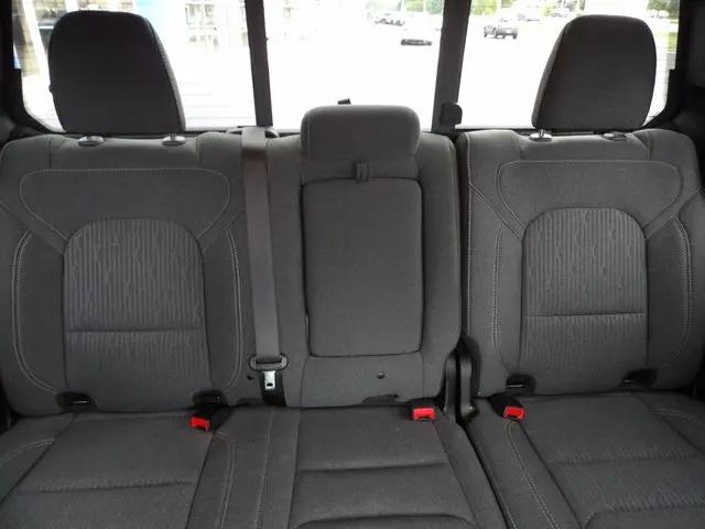 2020 Ram 1500 Big Horn Crew Cab 4x4 57 Box
