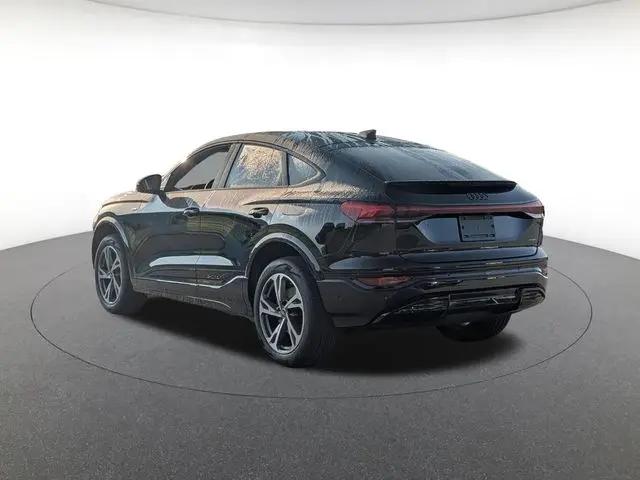 2027 Audi Q6 e-tron Sportback Premium quattro