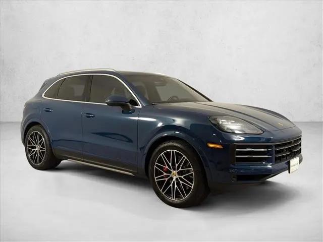 2024 Porsche Cayenne S