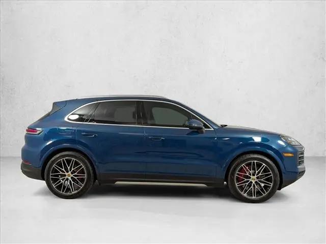 2024 Porsche Cayenne S