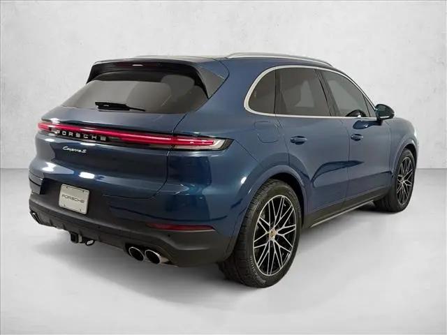 2024 Porsche Cayenne S