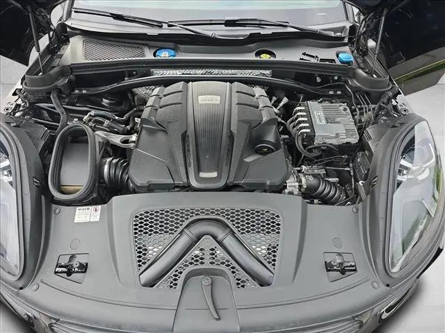 2021 Porsche Macan S