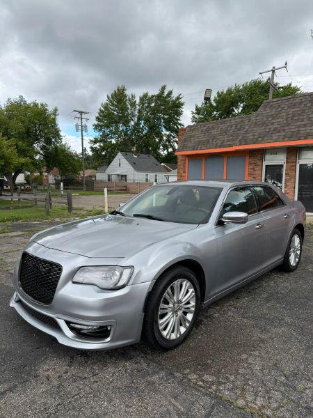 2014 Chrysler 300 AWD for sale in Eastpointe, MI