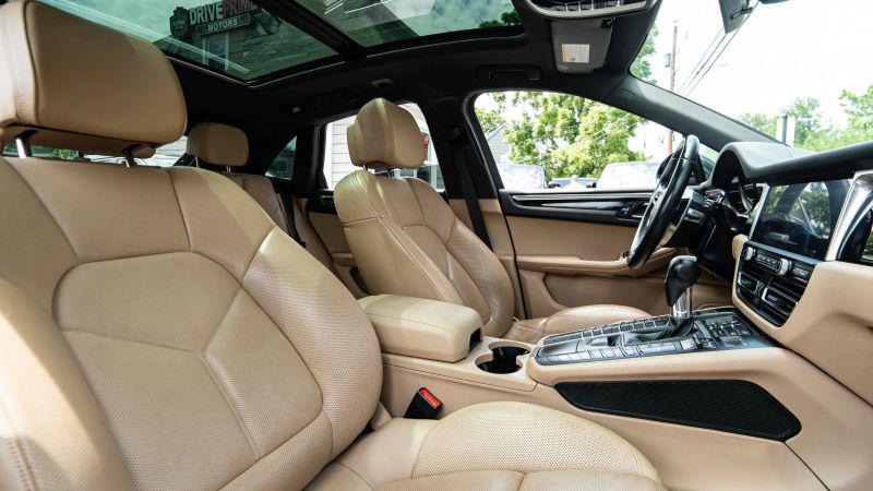 2019 Porsche Macan Base