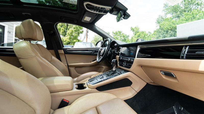 2019 Porsche Macan Base