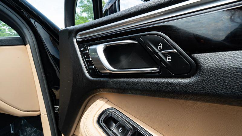 2019 Porsche Macan Base