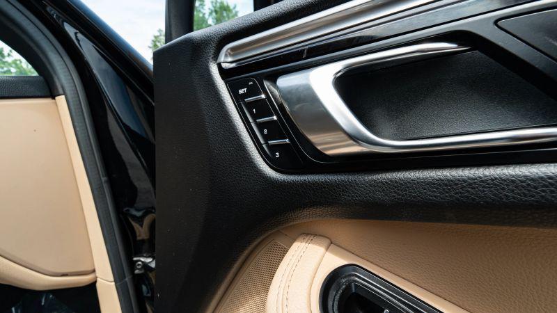 2019 Porsche Macan Base