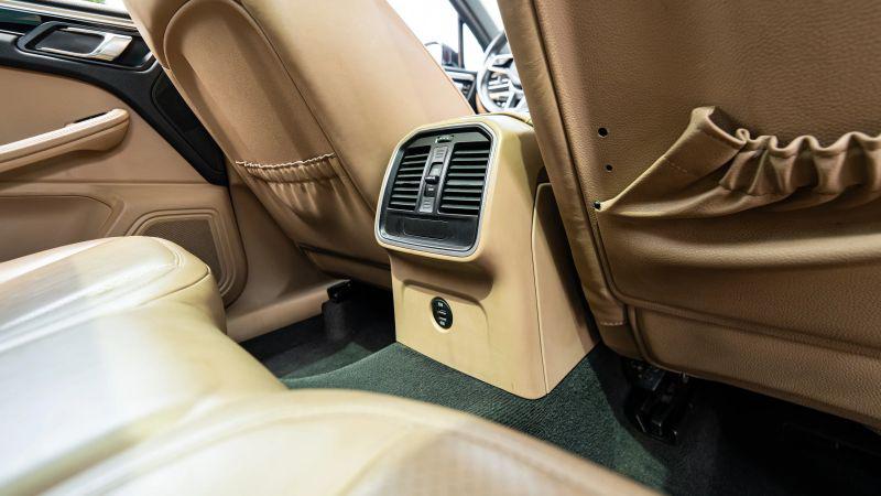 2019 Porsche Macan Base