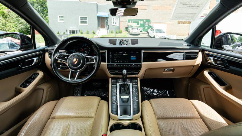 2019 Porsche Macan Base