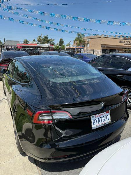 2021 Tesla Model 3 Standard Range Plus Rear-Wheel Drive
