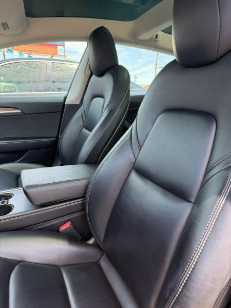 2021 Tesla Model 3 Standard Range Plus Rear-Wheel Drive