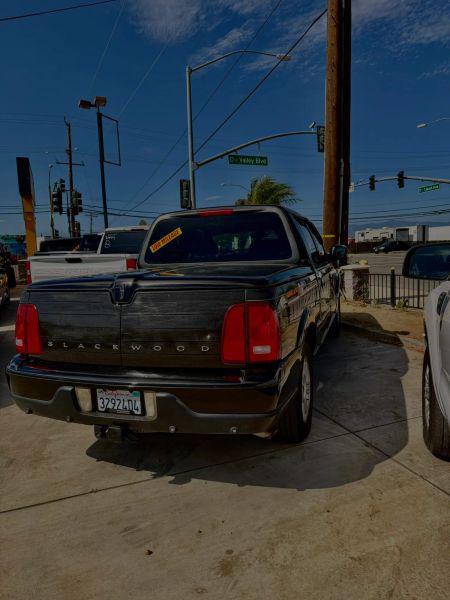 2002 Lincoln Blackwood Base
