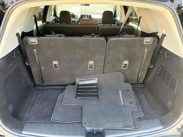 2024 Nissan Pathfinder SV FWD