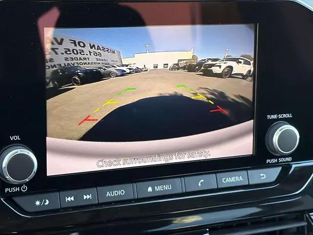 2024 Nissan Pathfinder SV FWD