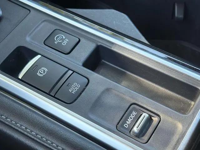 2024 Nissan Pathfinder SV FWD