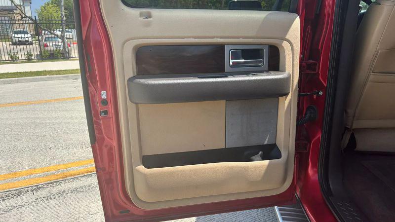 2012 Ford F-150 LARIAT