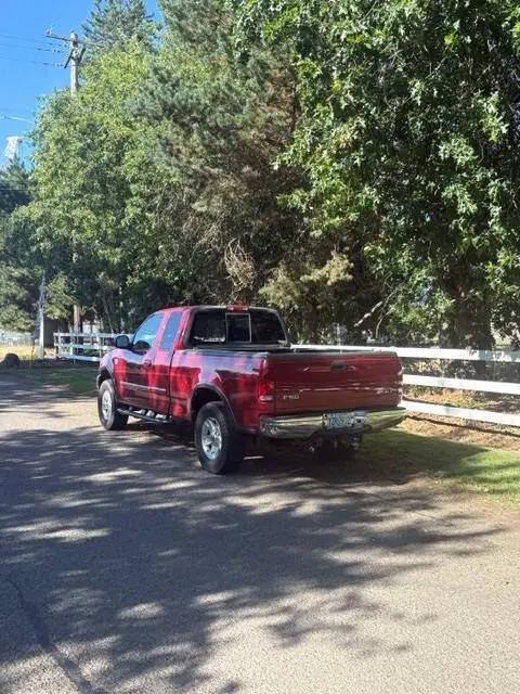 2002 Ford F-150 Lariat