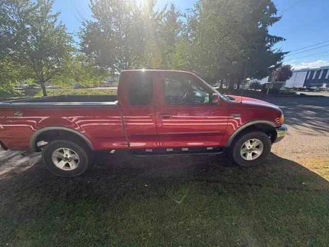 2002 Ford F-150 Lariat