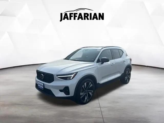 2024 Volvo XC40 B5 Plus Dark Theme for sale in Haverhill, MA