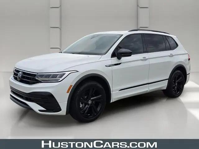 2023 Volkswagen Tiguan 2.0T SE R-Line Black for sale in Avon Park, FL