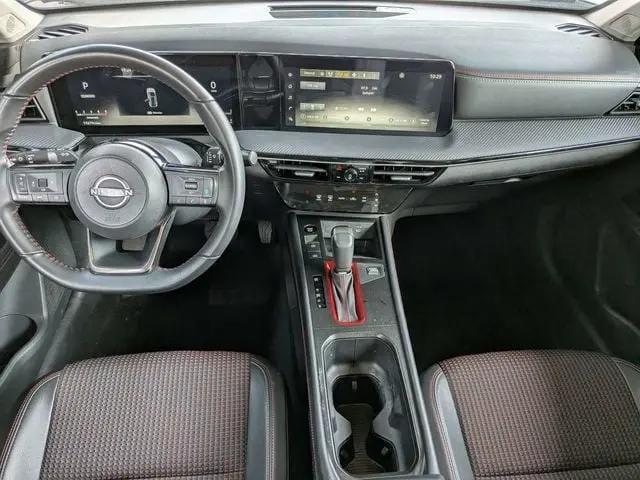 2025 Nissan Kicks SR Intelligent AWD