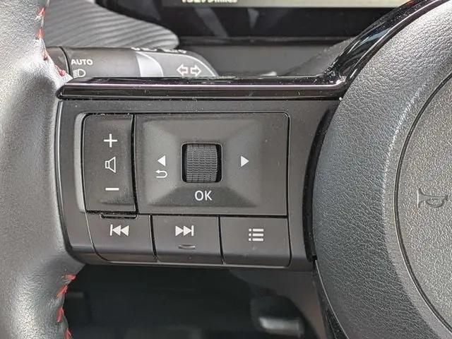 2025 Nissan Kicks SR Intelligent AWD