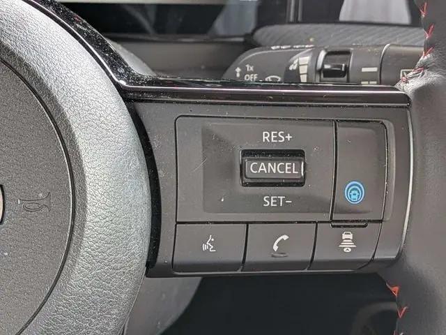 2025 Nissan Kicks SR Intelligent AWD