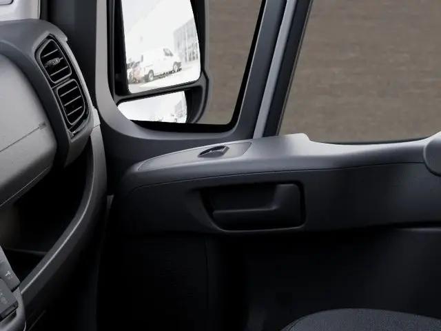 2026 Ram ProMaster Cargo Van Tradesman High Roof 136 WB w/Pass Seat