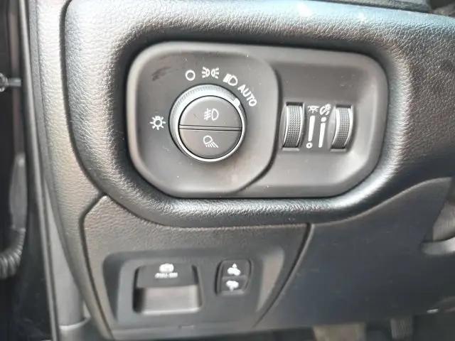 2021 Ram 1500 Laramie Crew Cab 4x4 5'7" Box