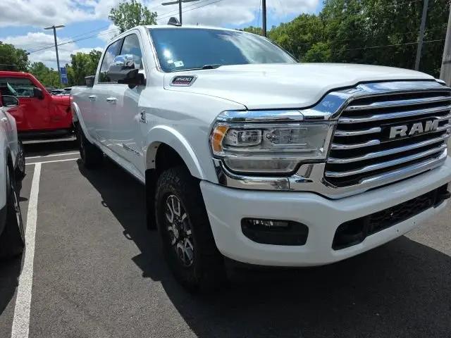 2020 Ram 3500 Laramie Longhorn Crew Cab 4x4 8' Box