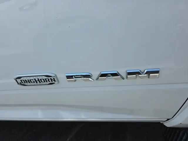 2020 Ram 3500 Laramie Longhorn Crew Cab 4x4 8' Box