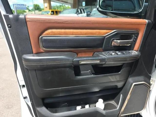 2020 Ram 3500 Laramie Longhorn Crew Cab 4x4 8' Box