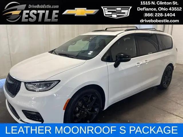 2024 Chrysler Pacifica Limited for sale in Defiance, OH