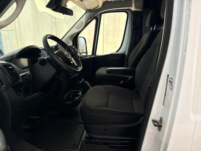 2025 Ram ProMaster 2500 Cargo Van Tradesman Low Roof 136 WB w/Pass Seat