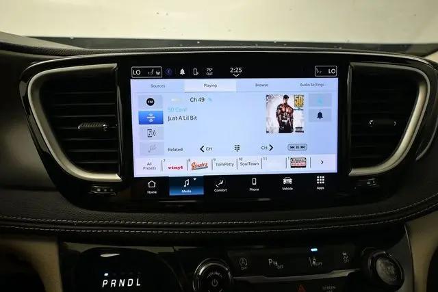 2023 Chrysler Pacifica Touring L AWD