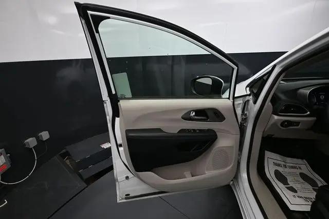 2023 Chrysler Pacifica Touring L AWD