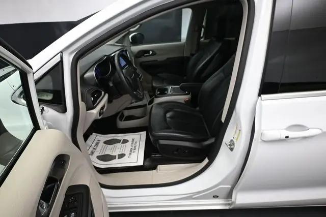 2023 Chrysler Pacifica Touring L AWD