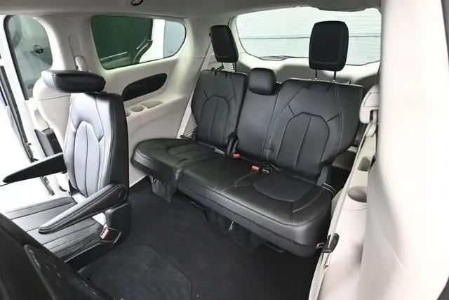 2023 Chrysler Pacifica Touring L AWD