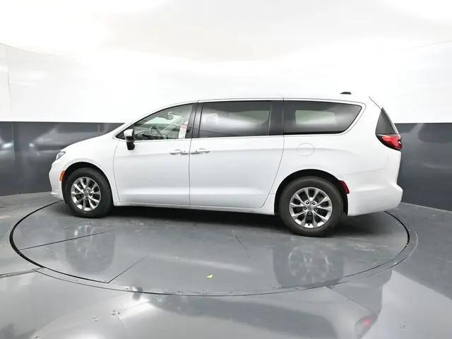 2023 Chrysler Pacifica Touring L AWD