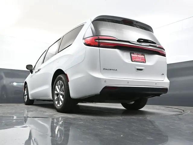 2023 Chrysler Pacifica Touring L AWD
