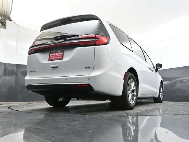 2023 Chrysler Pacifica Touring L AWD
