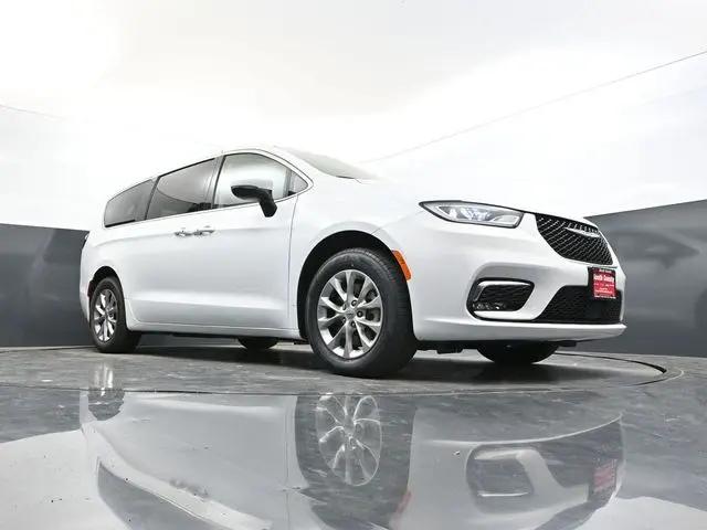 2023 Chrysler Pacifica Touring L AWD