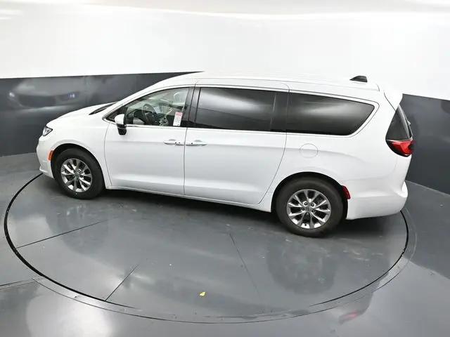 2023 Chrysler Pacifica Touring L AWD