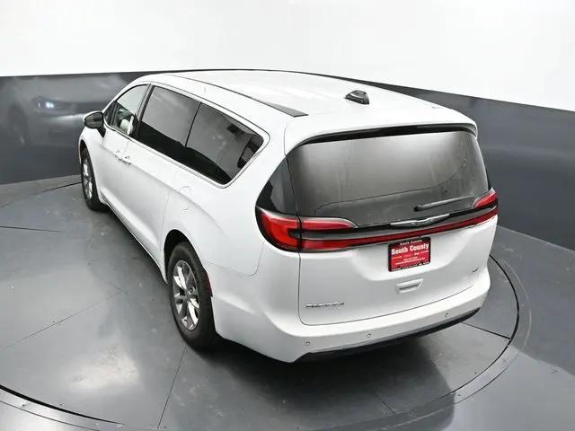 2023 Chrysler Pacifica Touring L AWD