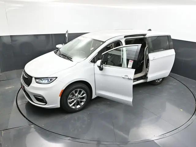 2023 Chrysler Pacifica Touring L AWD